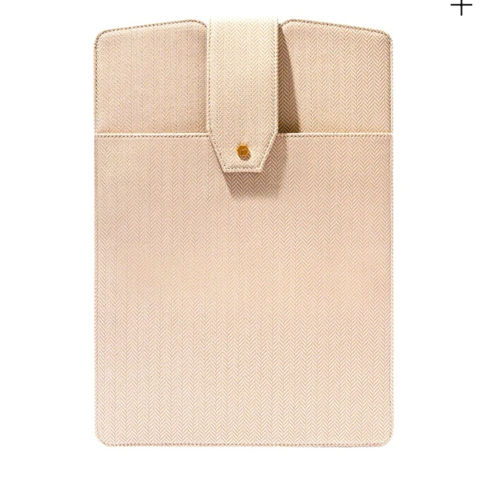 NWT Lindsay Albanese LIMITED EDITION DAILY LAPTOP CLUTCH